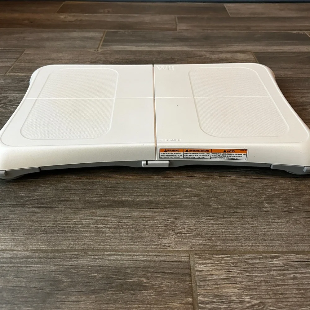 Nintendo Wii Fit Balance Board White Wireless Controller RVL-021 OEM Accessory